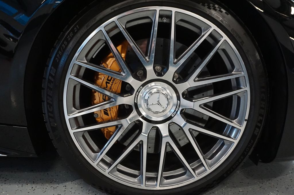 Mercedes-Benz SL 63 AMG 2022