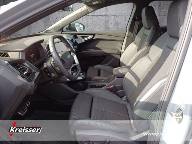 Audi Q4 e-tron 2024