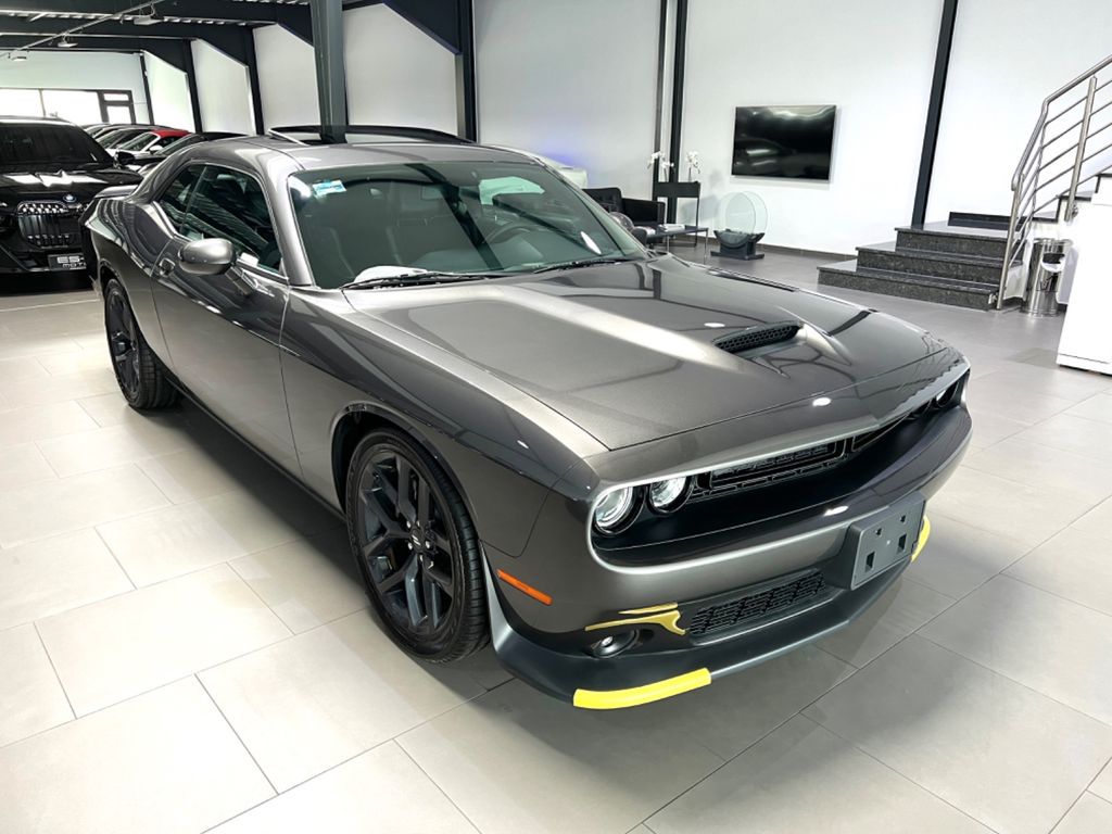 Dodge Challenger
