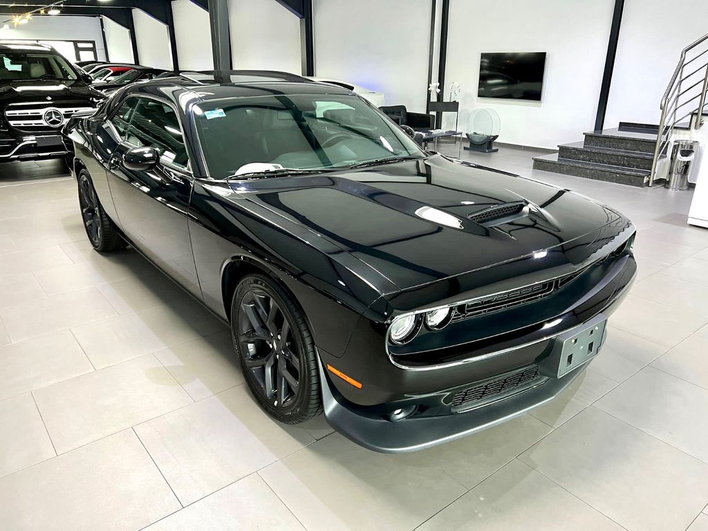 Dodge Challenger