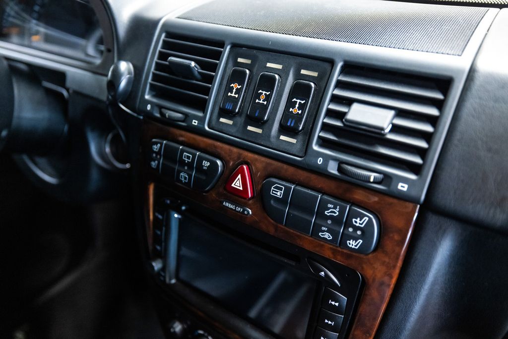 Mercedes-Benz G 500 2002