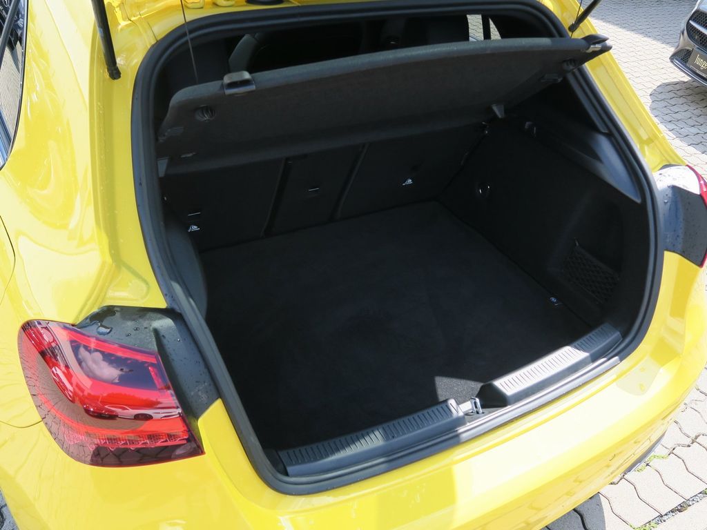Mercedes-Benz A 200 2023