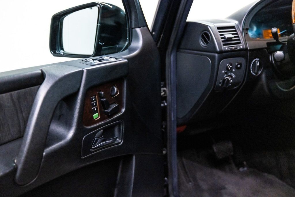 Mercedes-Benz G 500 2002