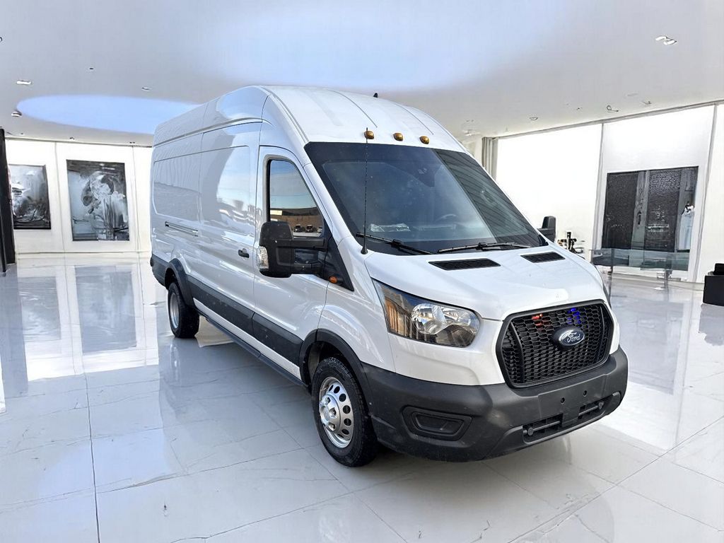 Ford Transit 2025