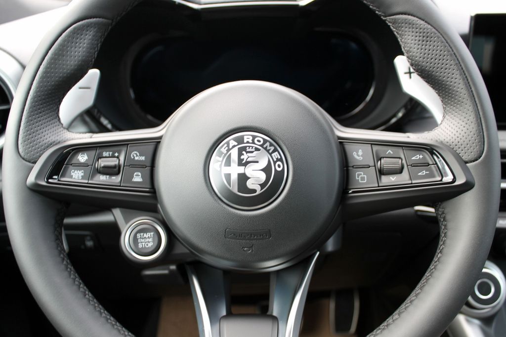 Alfa Romeo Tonale 2023