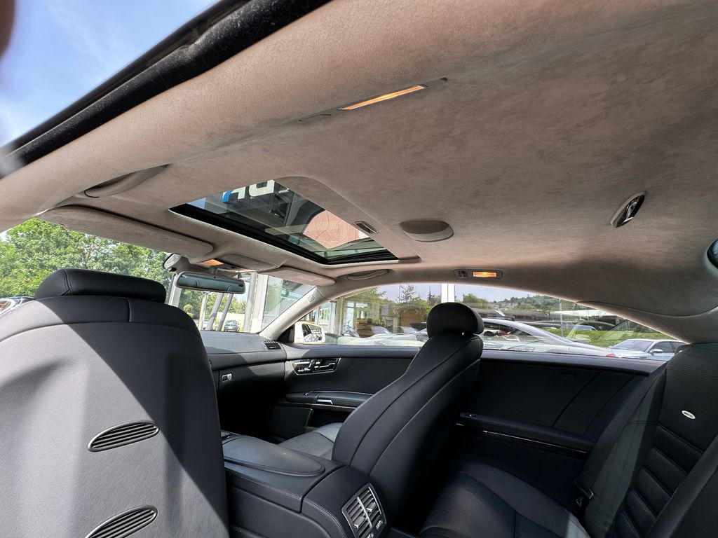 Mercedes-Benz CL 63 AMG 2011