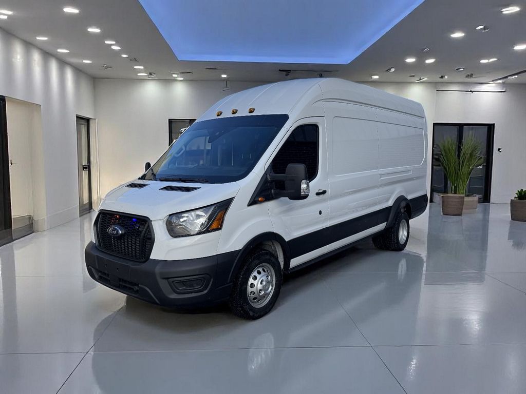 Ford Transit 2025