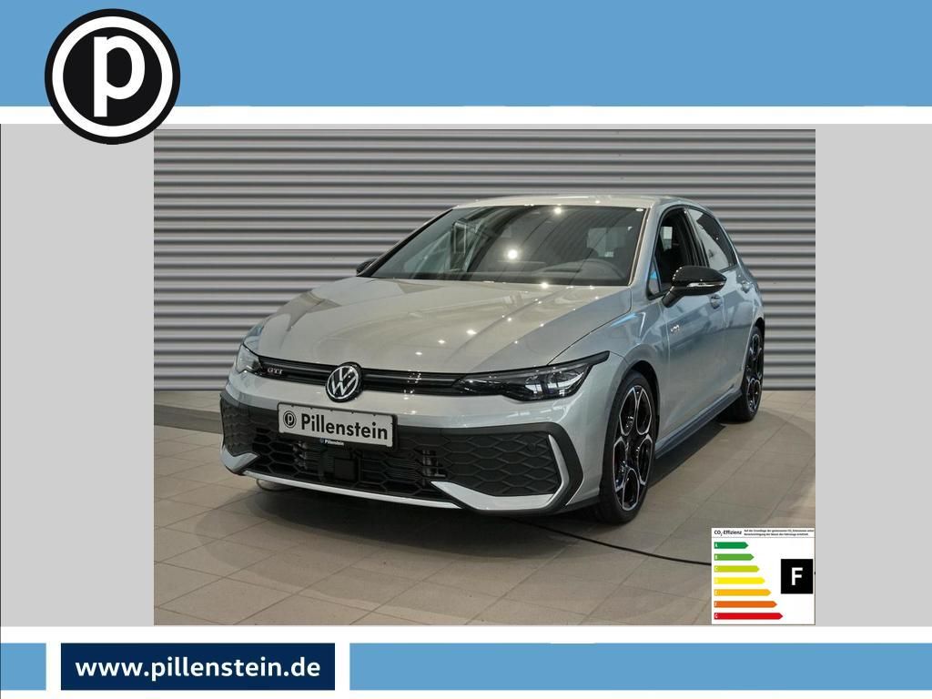 Volkswagen Golf 2025