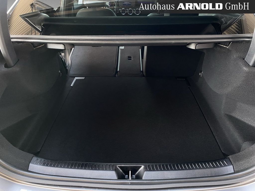 Mercedes-Benz A 220 2023