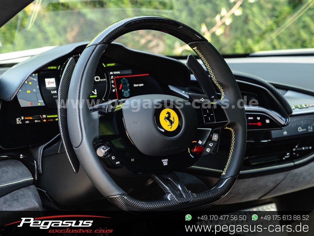 Ferrari SF90 2024