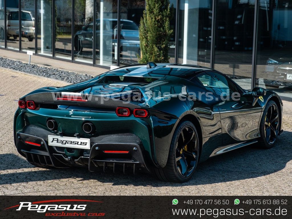 Ferrari SF90 2024