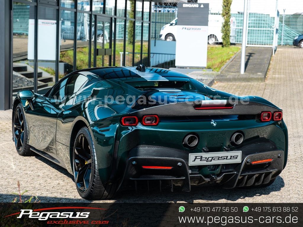 Ferrari SF90 2024