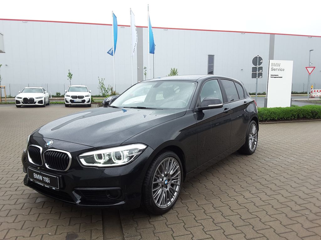 BMW 118 2015