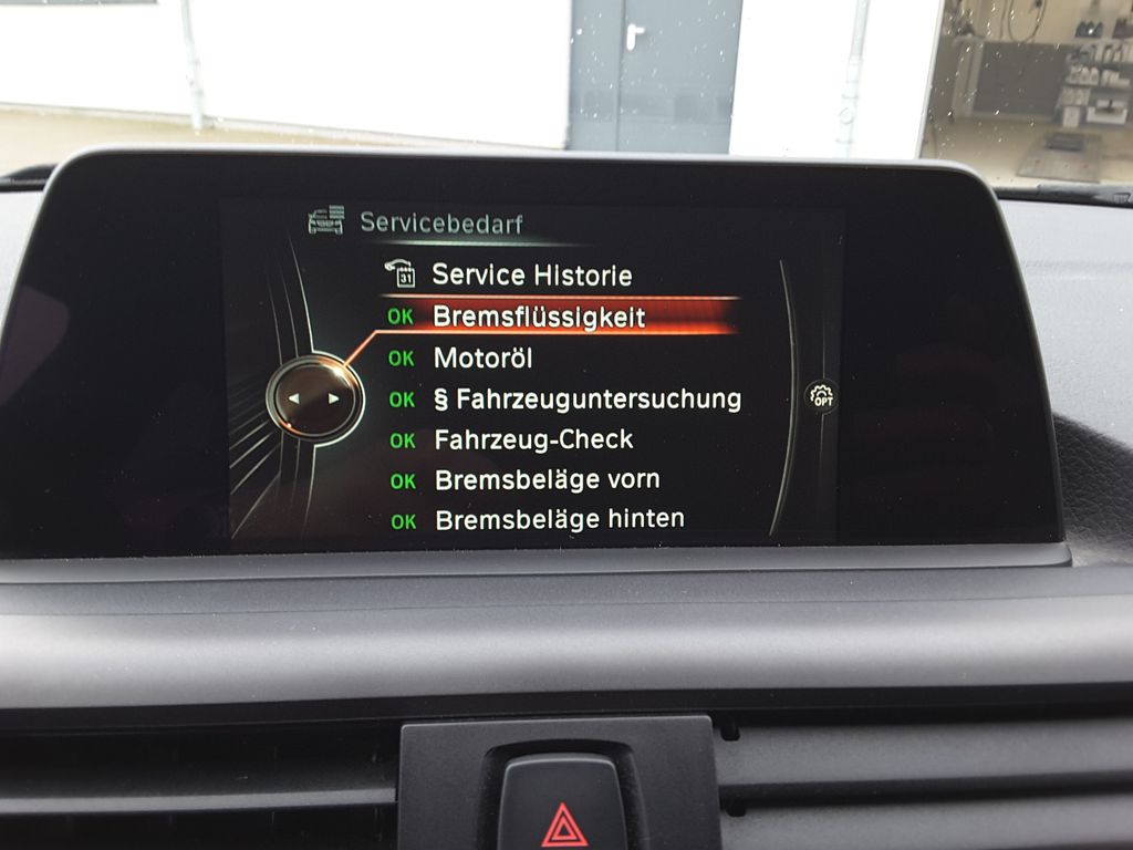 BMW 118 2015