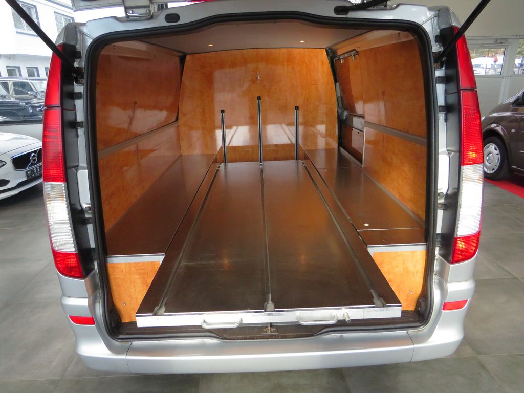 Mercedes-Benz Vito 2011