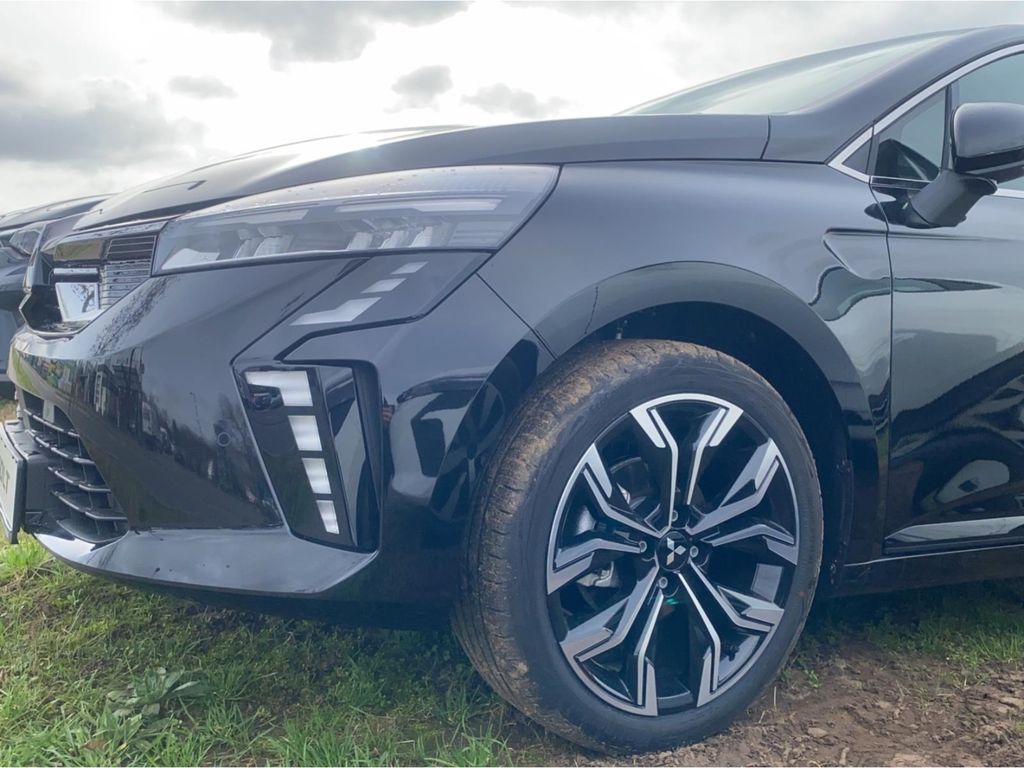 Mitsubishi Colt 2025