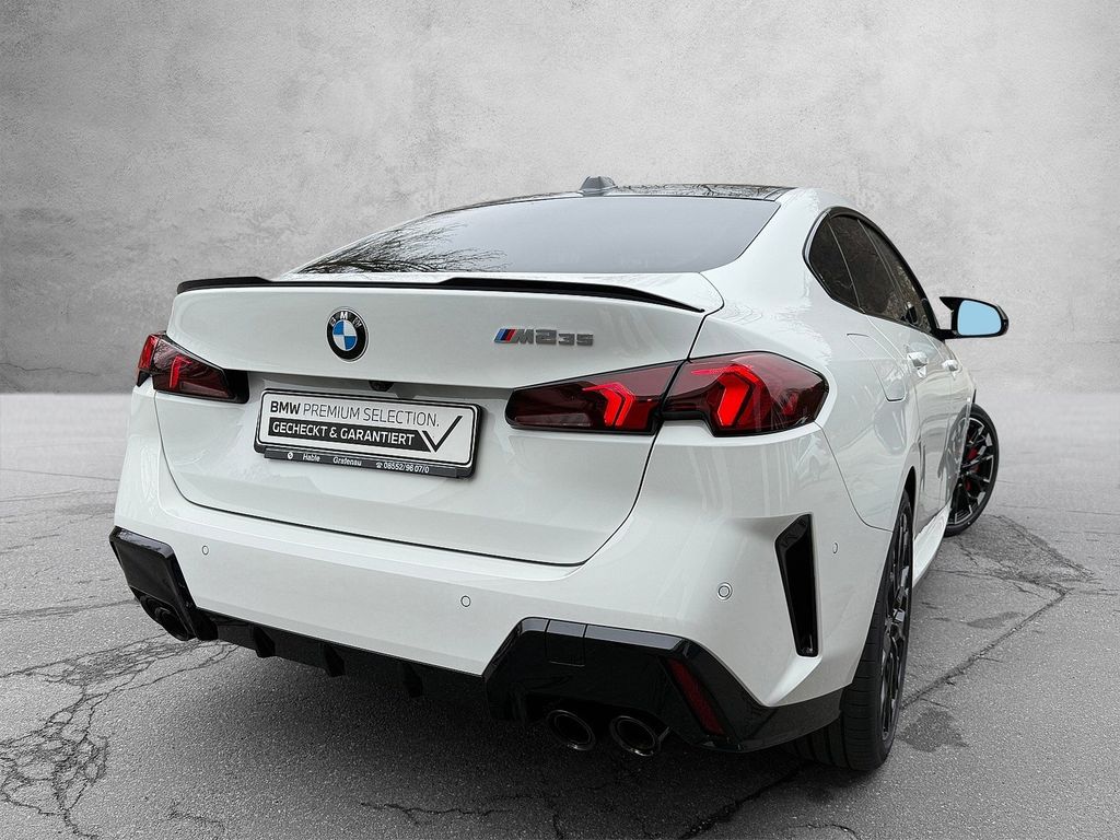BMW M235 2025