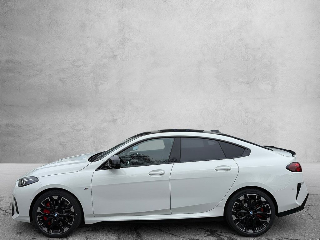 BMW M235 2025