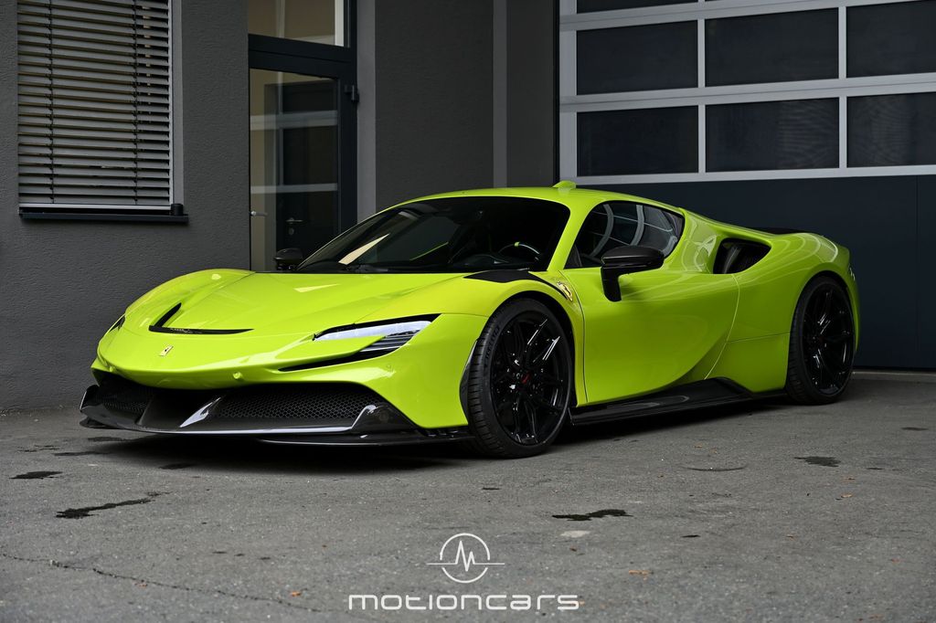 Ferrari SF90 2024