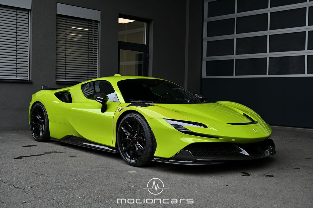 Ferrari SF90 2024