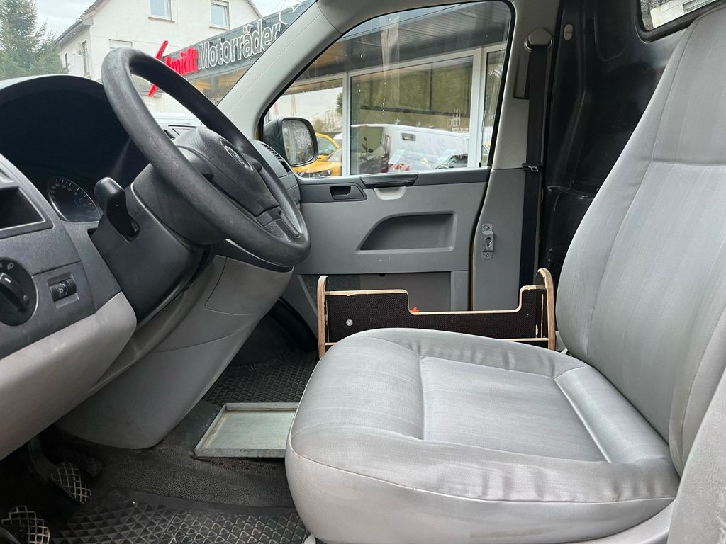 Volkswagen T5 Transporter 2013