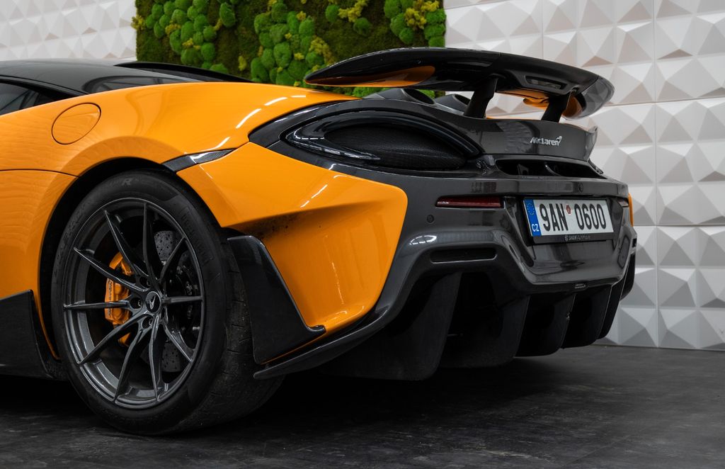 McLaren 600LT 2019