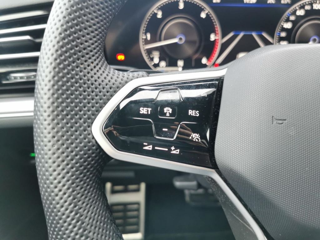 Volkswagen Touareg 2021