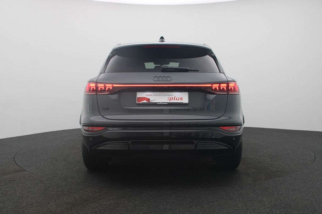 Audi Q6 e-tron 2025
