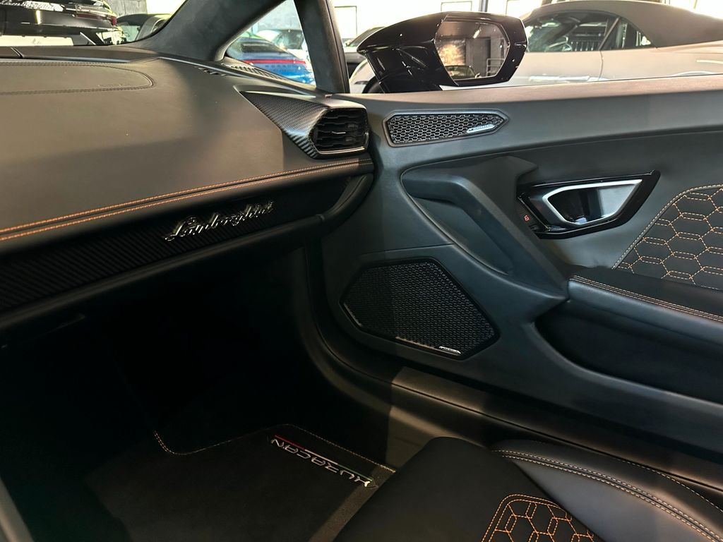 Lamborghini Huracán 2023