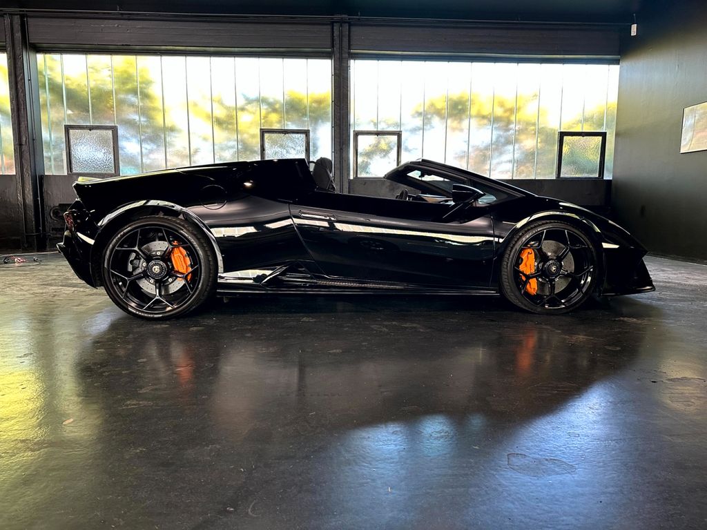 Lamborghini Huracán 2023