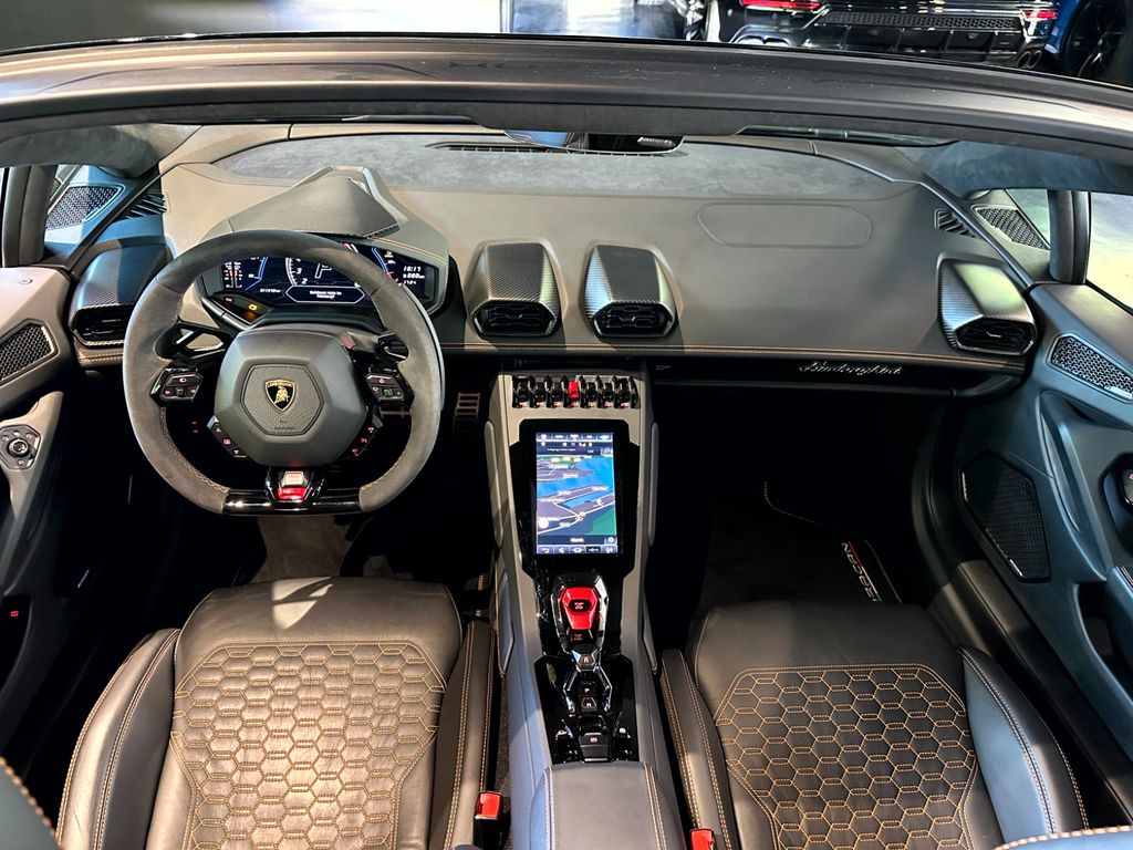 Lamborghini Huracán 2023