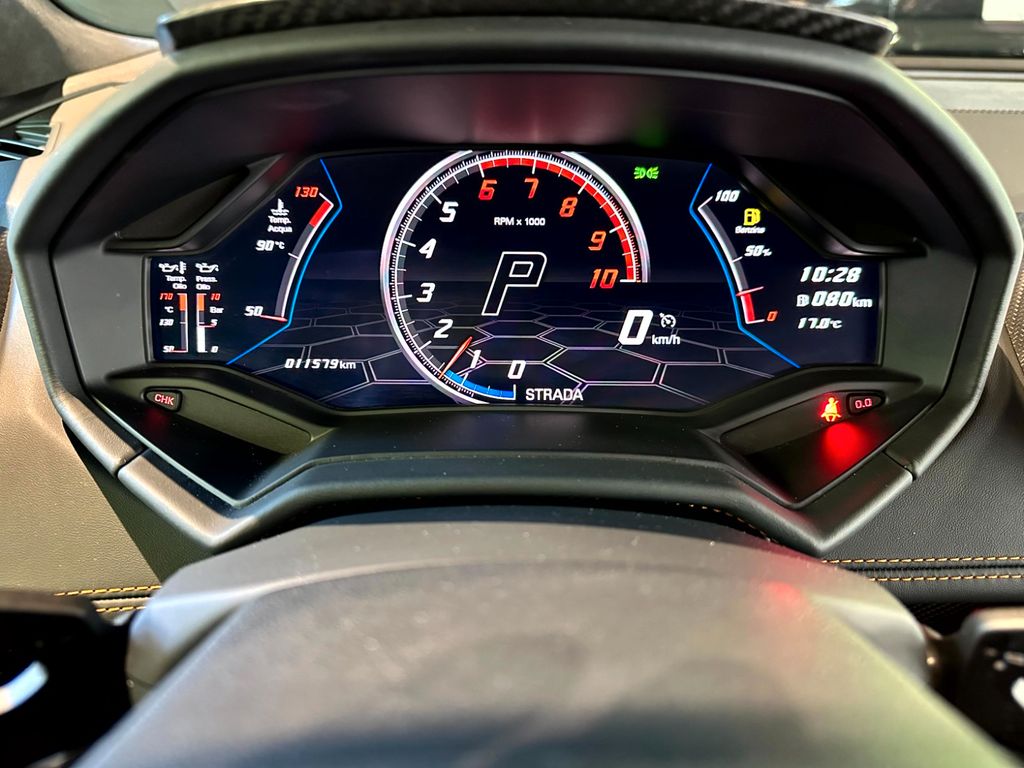 Lamborghini Huracán 2023