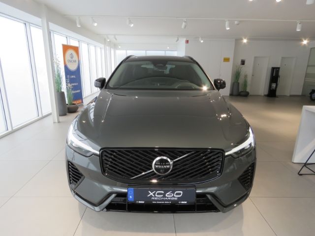 Volvo XC60 2025
