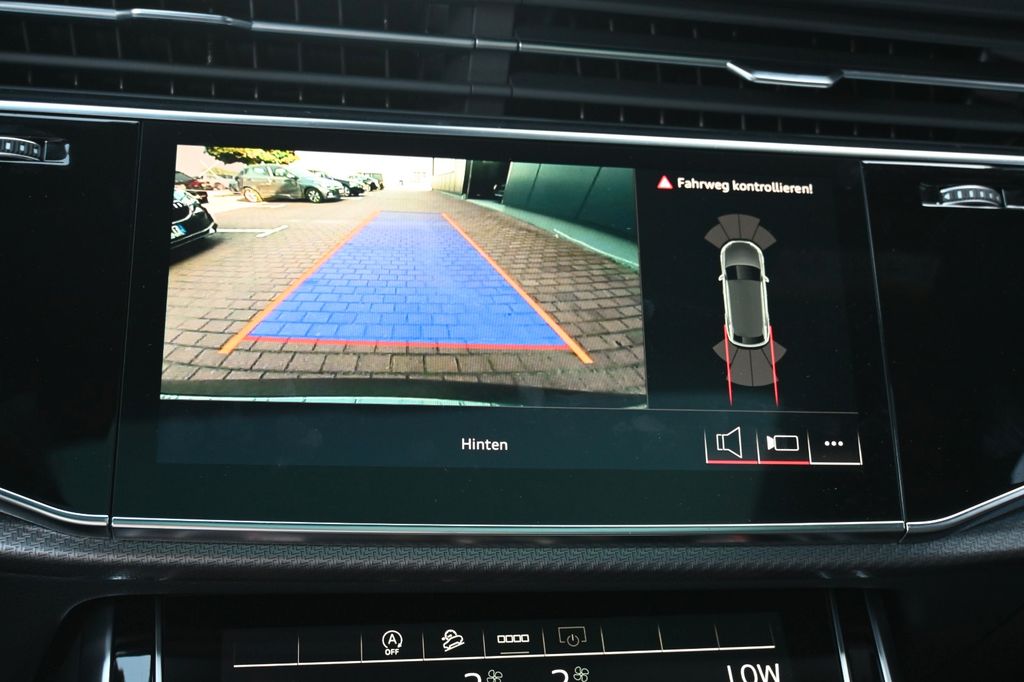 Audi RSQ8 2023