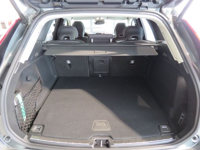 Volvo XC60 2025