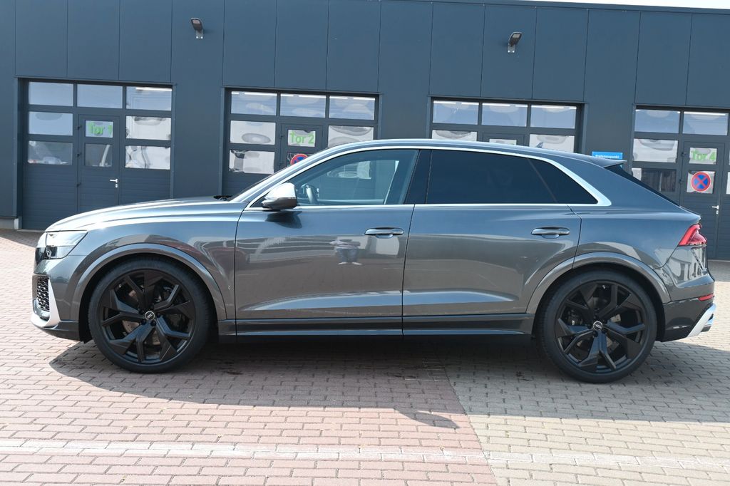 Audi RSQ8 2023