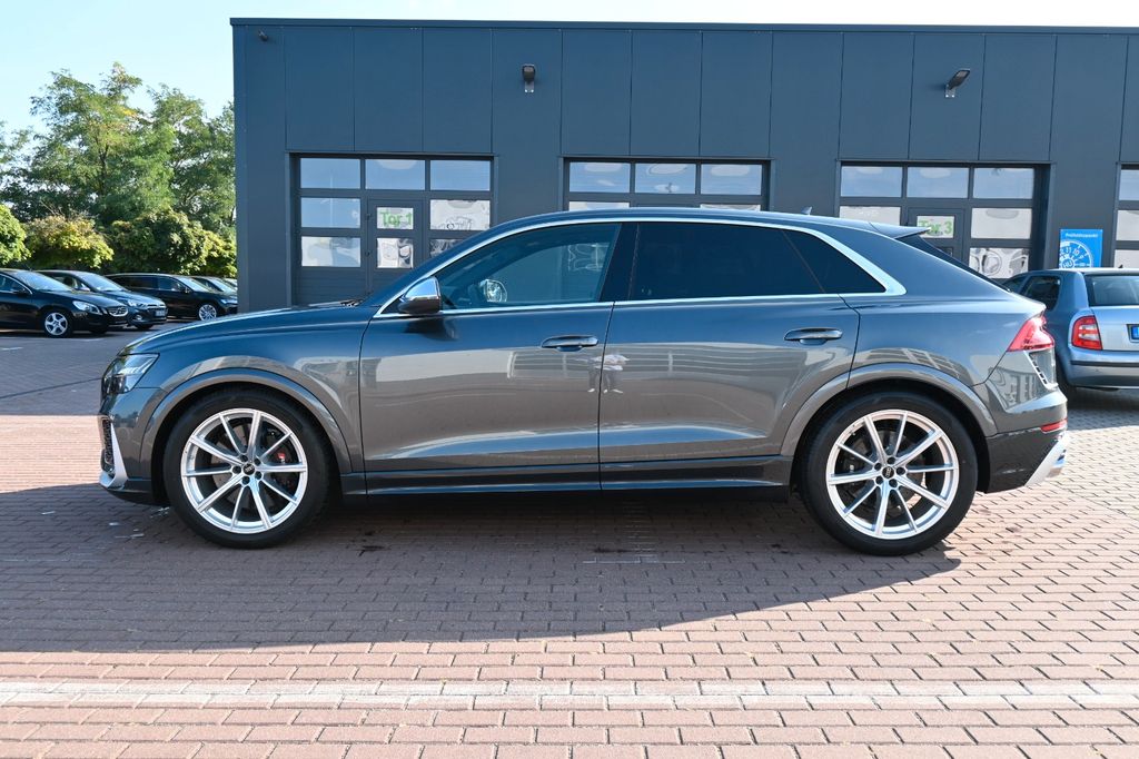 Audi RSQ8 2023