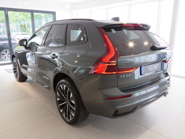 Volvo XC60 2025