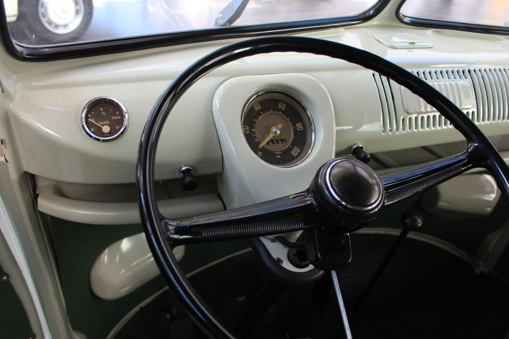 Volkswagen T1 1961
