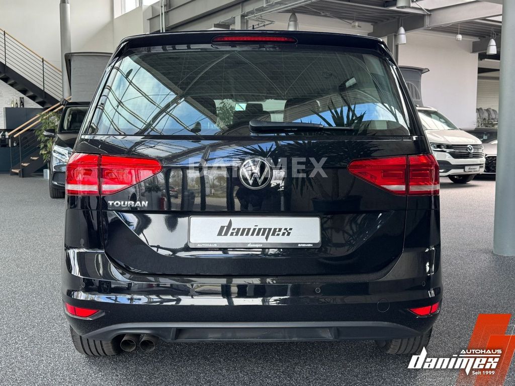 Volkswagen Touran 2021