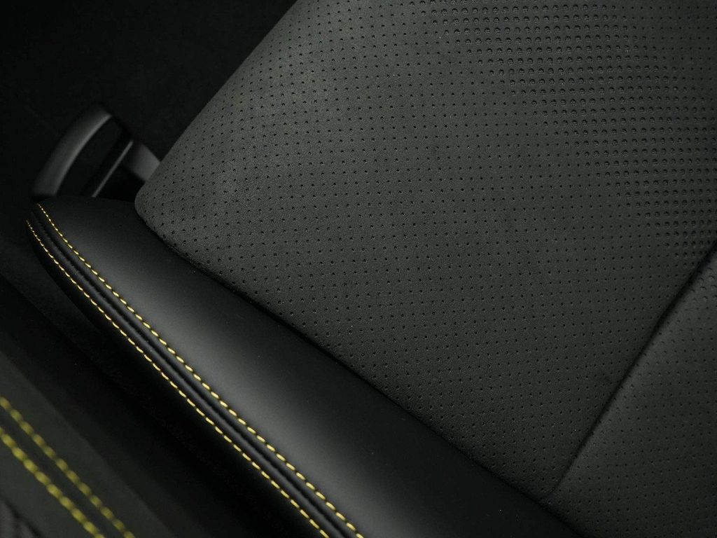 Porsche Boxster 2025