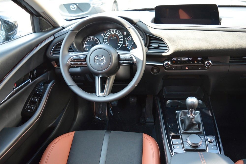 Mazda CX-30 2025