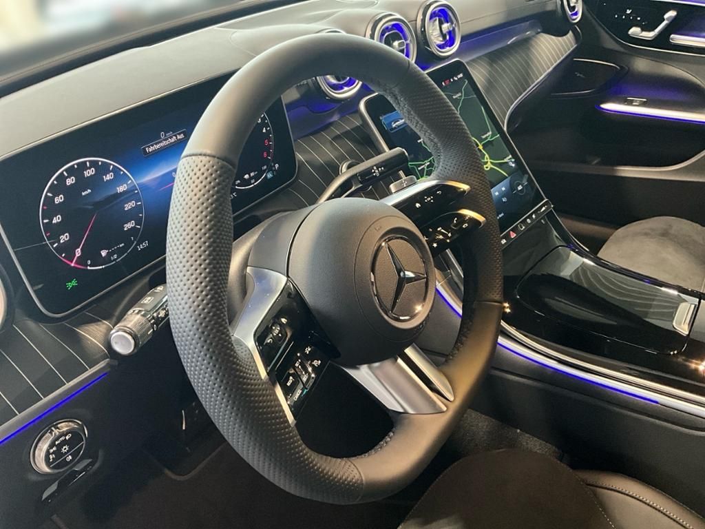 Mercedes-Benz C 300 2025