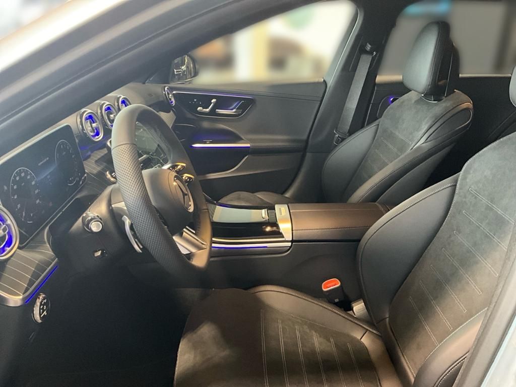 Mercedes-Benz C 300 2025