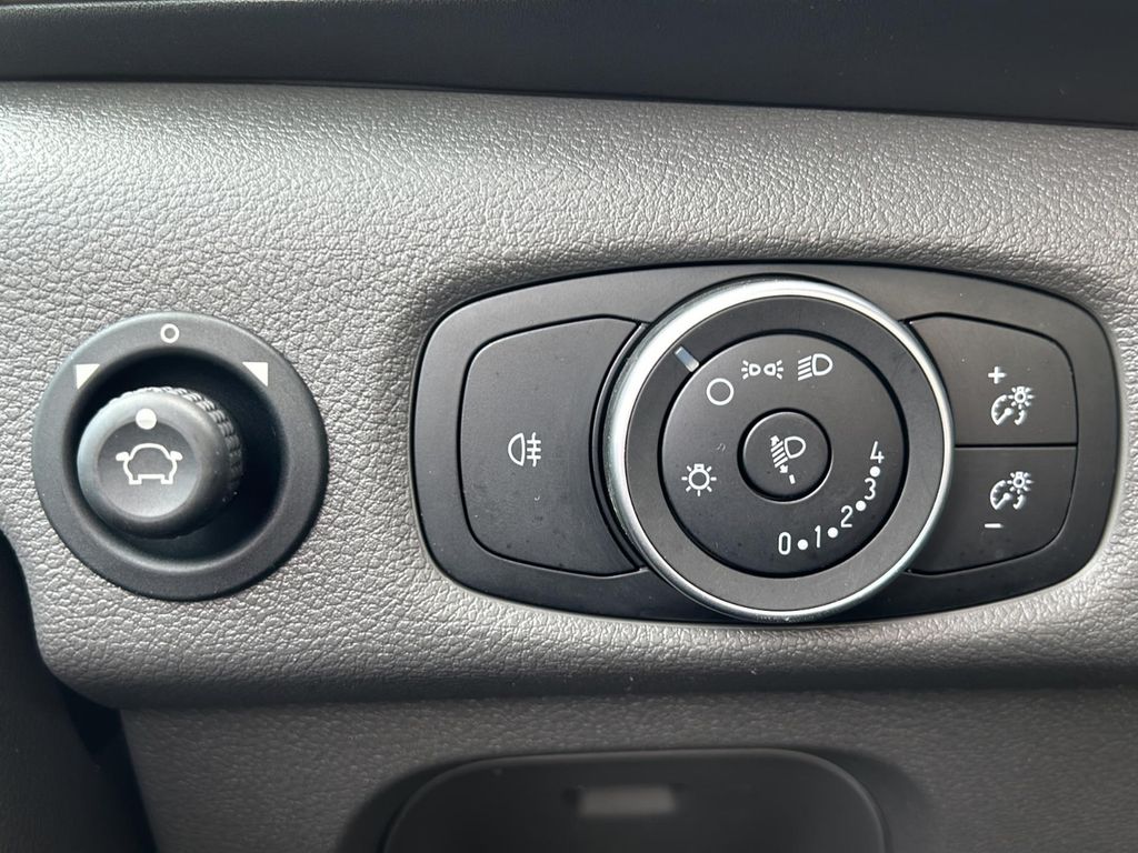 Ford Transit 2021