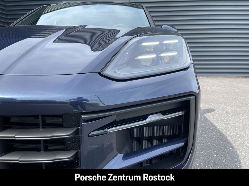 Porsche Cayenne 2025