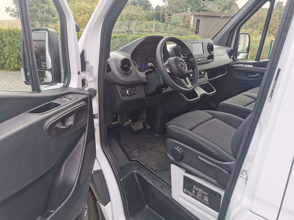 Mercedes-Benz Sprinter 2024