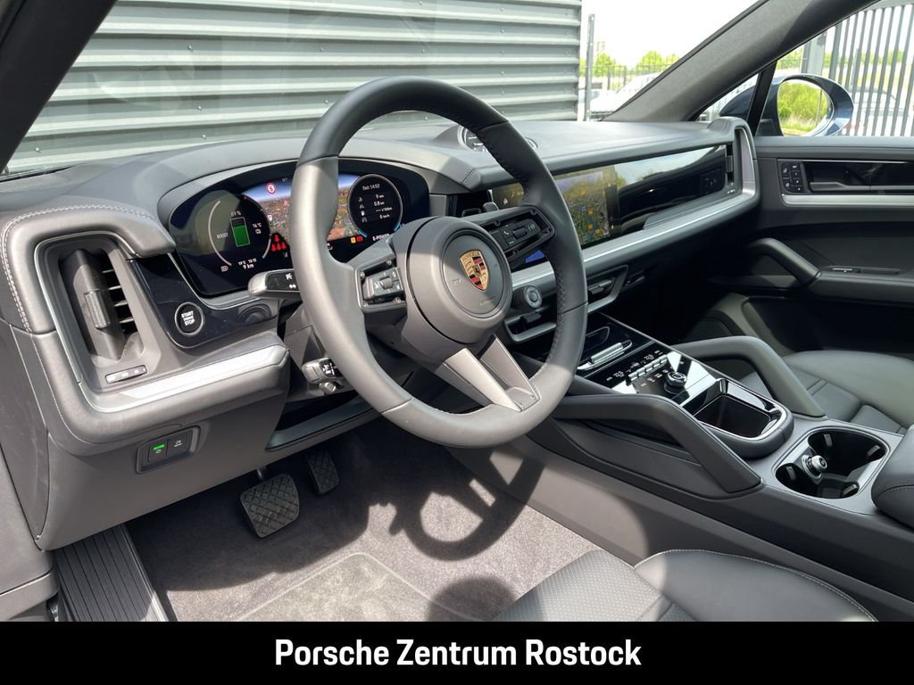 Porsche Cayenne 2025