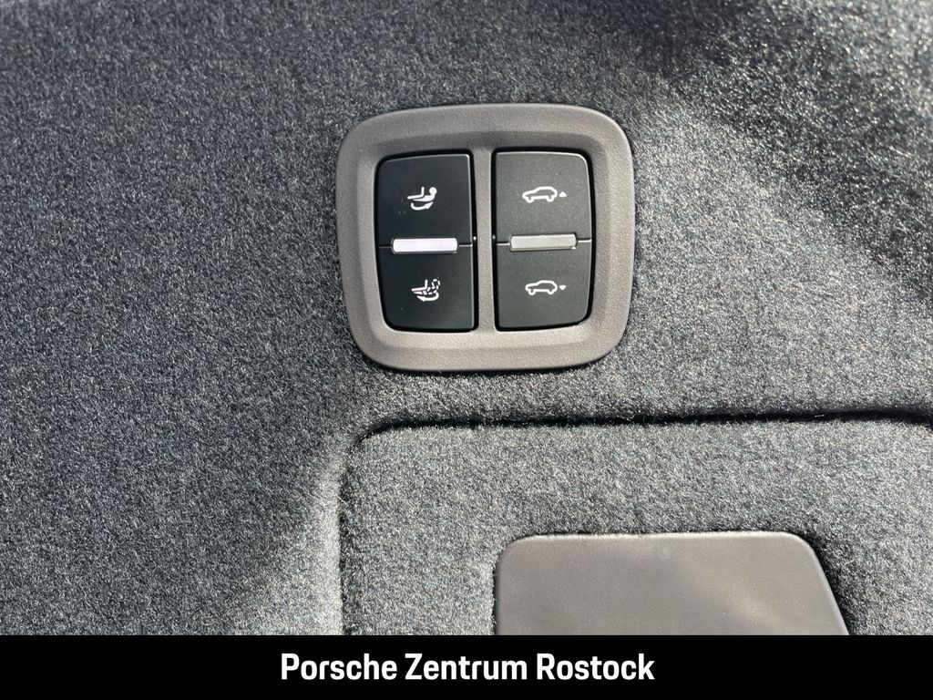 Porsche Cayenne 2025