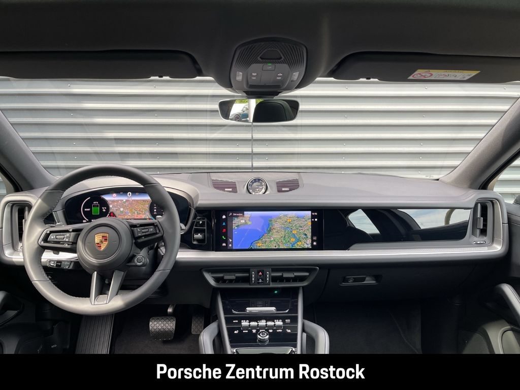 Porsche Cayenne 2025
